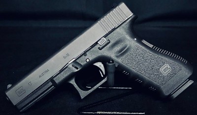 GLOCK G17 9MM LUGER (9x19 PARA)