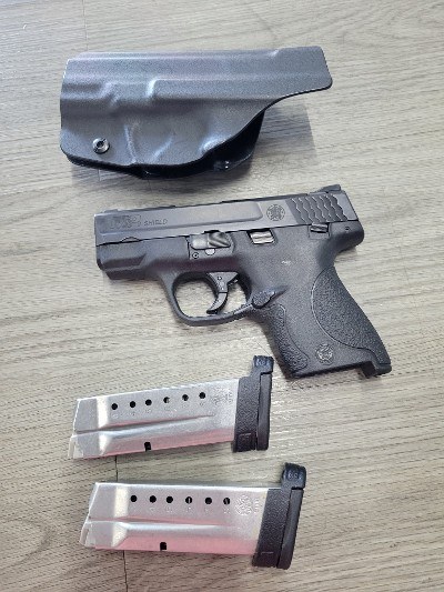 SMITH & WESSON M&P SHIELD 9MM LUGER (9x19 PARA)