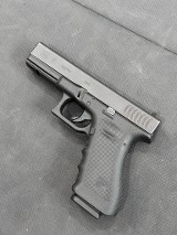 GLOCK 17 RTF2 9MM LUGER (9x19 PARA) - 2 of 3