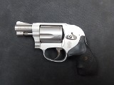 SMITH & WESSON 638-3 .38 SPL - 2 of 2