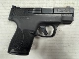 SMITH & WESSON M & P 9 Shield 9MM LUGER (9x19 PARA)