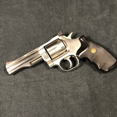 DAN WESSON FIREARMS 15-2 .357 MAG