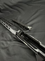 KNIGHT‚S ARMAMENT COMPANY SR-15 E3 MOD 2 5.56X45MM NATO - 2 of 3 KNIGHT‚S ARMAMENT COMPANY SR-15 E3 MOD 2 5.56X45MM NATO - 2 of 3