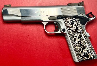 LES BAER CUSTOM, INC. Custom .45 ACP