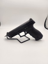 STOEGER STR-9 9MM LUGER (9x19 PARA)