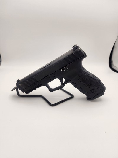 STOEGER STR-9 9MM LUGER (9x19 PARA)