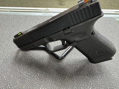 GLOCK G17 GEN 4 9MM LUGER (9x19 PARA)