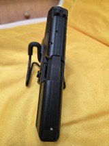HECKLER & KOCH p2000 .40 S&W - 3 of 3 HECKLER & KOCH p2000 .40 S&W - 3 of 3