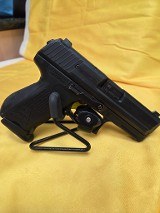 HECKLER & KOCH p2000 .40 S&W - 2 of 3 HECKLER & KOCH p2000 .40 S&W - 2 of 3