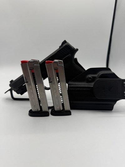 SMITH & WESSON M&P SHIELD EZ 9MM LUGER (9x19 PARA)