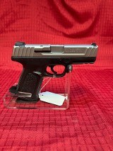 SMITH & WESSON SD40 VE .40 S&W - 2 of 3