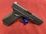 GLOCK GLOCK G22 22 GEN 4 FULL SIZE 40SW .40 S&W - 1 of 3