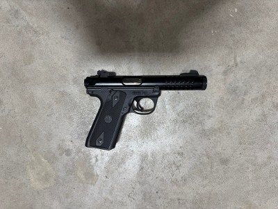 RUGER Mark IV 22/45 Lite .22 LR