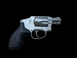 SMITH & WESSON 642 AIRWEIGHT .38 SPL +P - 2 of 3 SMITH & WESSON 642 AIRWEIGHT .38 SPL +P - 2 of 3