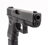 GLOCK 23 gen4 .40 S&W - 3 of 3