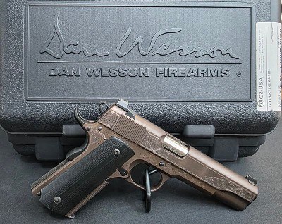 DAN WESSON FIREARMS Heirloom 2022 .45 ACP