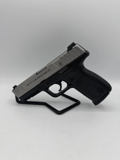 SMITH & WESSON SD9 VE 9MM LUGER (9x19 PARA)