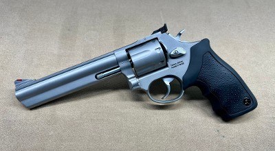 TAURUS 66 .357 MAG