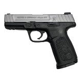 SMITH & WESSON SD40 VE .40 S&W - 1 of 3