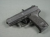 HECKLER & KOCH USP COMPACT .40 S&W - 2 of 3