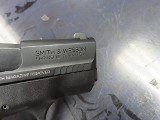 SMITH & WESSON M&P SHIELD .40 S&W - 2 of 3