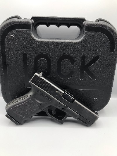 GLOCK 23 .40 CALIBER