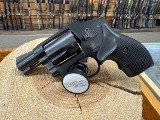 SMITH & WESSON Airweight .38 SPL - 3 of 3