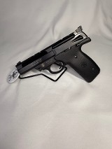 SMITH & WESSON 22A .22 LR