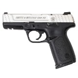 SMITH & WESSON SD9 VE 9MM LUGER (9X19 PARA) - 1 of 3