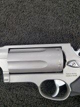 TAURUS JUDGE .45 LC/.410 GA - 3 of 3