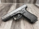GLOCK 22 GEN 4 40 Smith & Wesson - 1 of 3