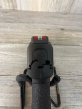 SMITH & WESSON M&P 9 SHIELD 9MM LUGER (9x19 PARA)