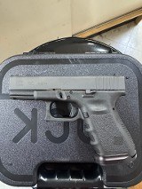 GLOCK G19C GEN 3 9MM LUGER (9x19 PARA) - 2 of 3