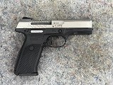 RUGER SR40 40 Smith & Wesson - 3 of 3