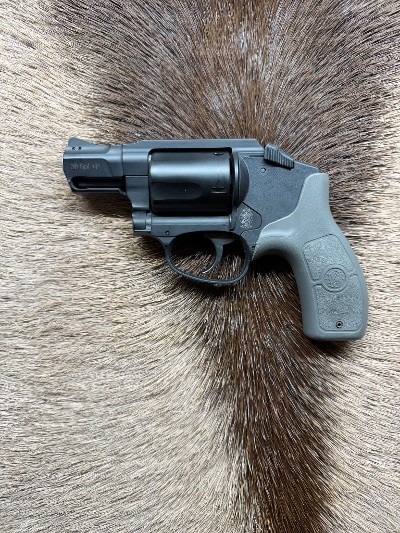 SMITH & WESSON M&P BODYGUARD 38 .38 SPL