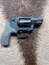 SMITH & WESSON M&P BODYGUARD 38 .38 SPL - 2 of 2