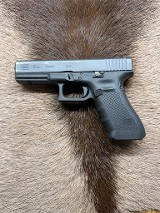 GLOCK G17 GEN 4 9MM LUGER (9x19 PARA)