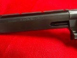 SMITH & WESSON 629-6 PC Stealth Hunter
.44 MAGNUM - 2 of 3