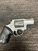 TAURUS 85 Ultra-Lite .38 SPL - 2 of 3