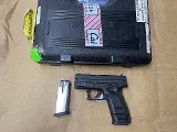 SPRINGFIELD ARMORY XD-9 sub compact 9MM LUGER (9x19 PARA)