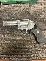 SMITH & WESSON 681-1 .357 MAG