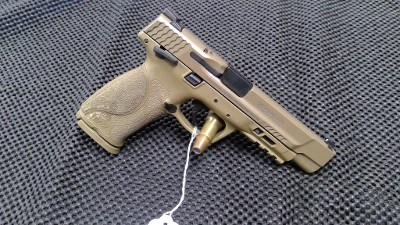 SMITH & WESSON M&P9 2.0 FDE 9MM LUGER (9x19 PARA)
