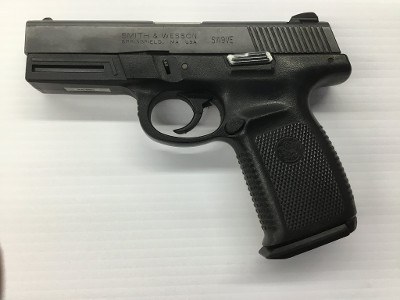 SMITH & WESSON SW9VE 9MM LUGER (9x19 PARA)