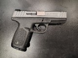 SMITH & WESSON SD40VE .40 S&W