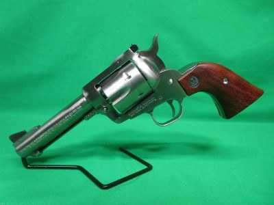 RUGER NEW MODEL BLACKHAWK .357 MAG