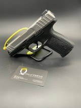 SMITH & WESSON SD40 VE .40 S&W - 1 of 3