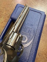 Colt Mfg. Anaconda .44 MAGNUM - 2 of 3