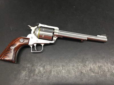 RUGER NEW MODEL SUPER BLACKHAWK .44 MAGNUM