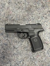 SMITH & WESSON SW9VE 9MM LUGER (9x19 PARA) - 1 of 3