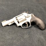 SMITH & WESSON 317-3 .22 LR